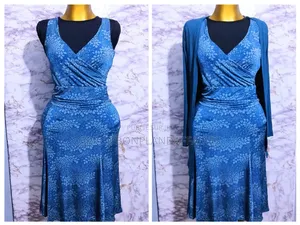 Photo - Robe Élégante Bleu. Solde :Tout À 1500fcfa