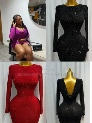 Photo - Robe Courte Manches Longues