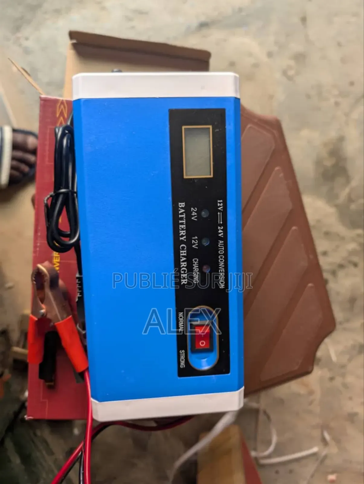 Chargeur De Batterie