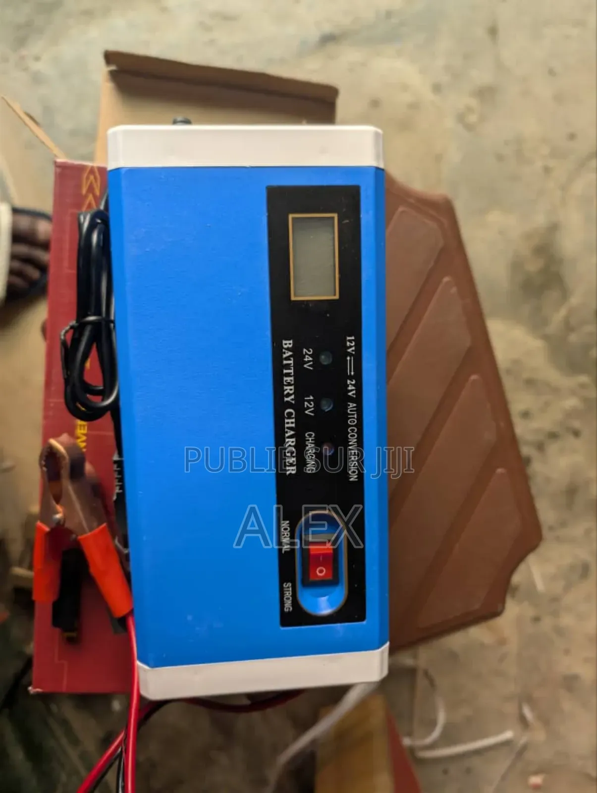 Chargeur De Batterie