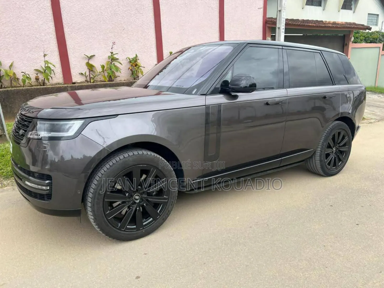 Rover Land 2023 Noir Mat