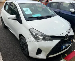 Toyota Yaris 2018 Blanc
