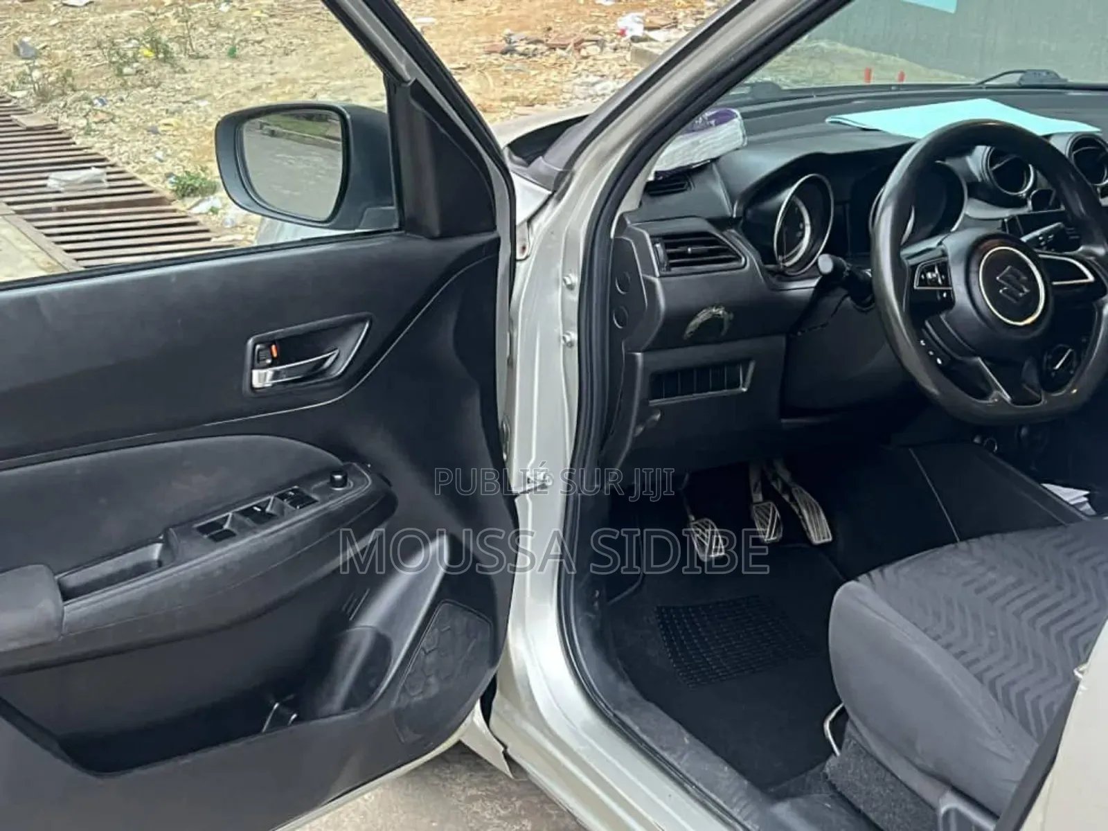 Suzuki Swift RS 2022 Gris