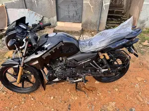 Photo - New TVS Apache 180 RTR 2017