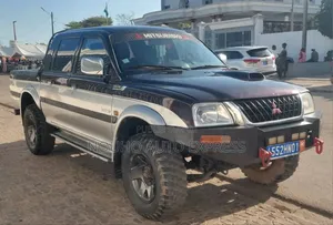 Mitsubishi L200 2006