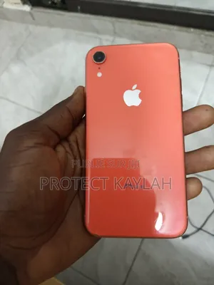 Photo - Apple iPhone XR 64 GB Rose