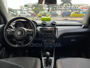 Suzuki Swift RS 2021 Gris