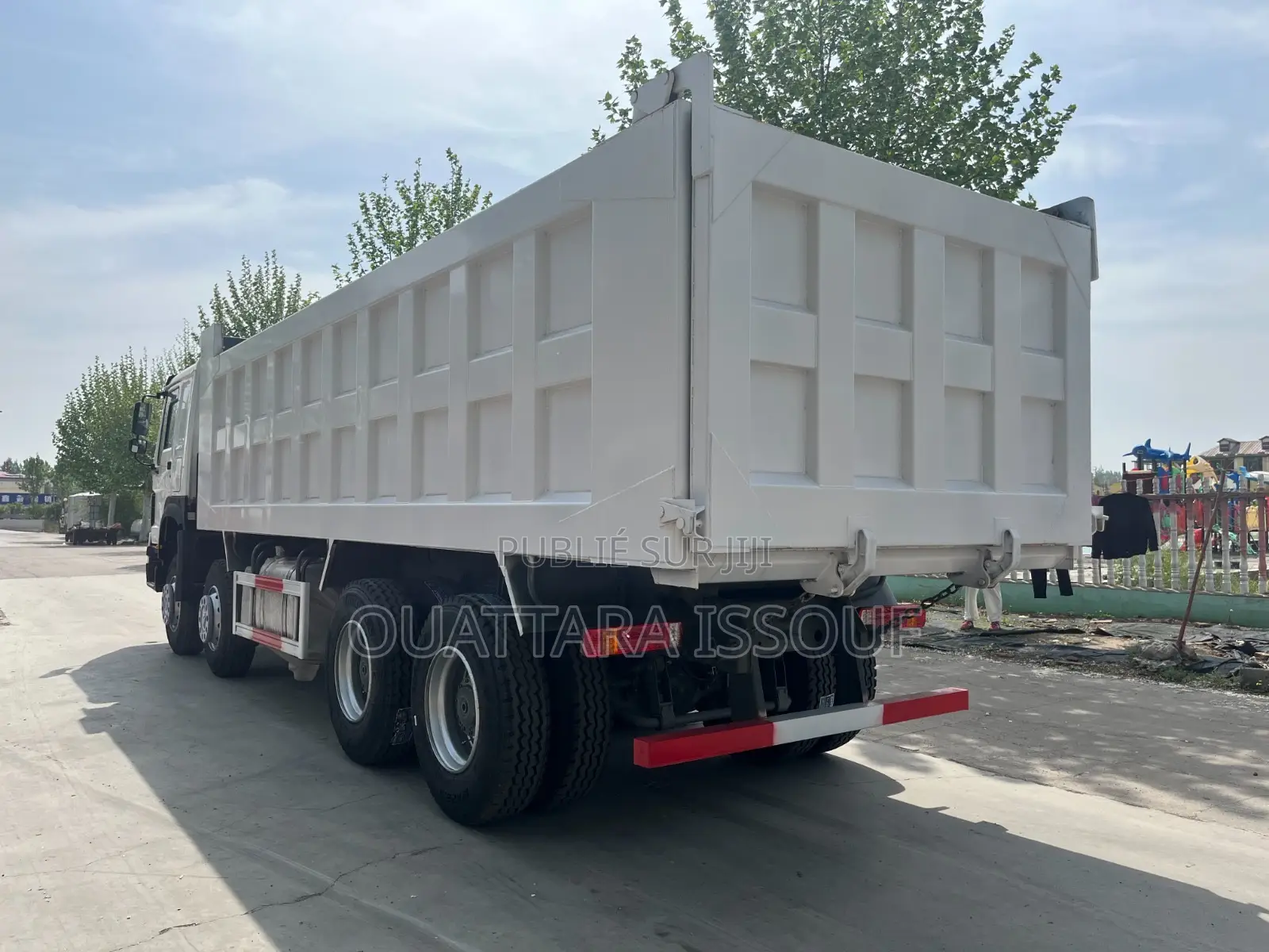 Camion Benne Howo 12 Roues Chinois