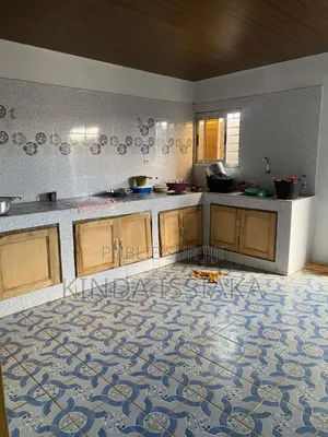 Villa À Vendre ( Bouaké)