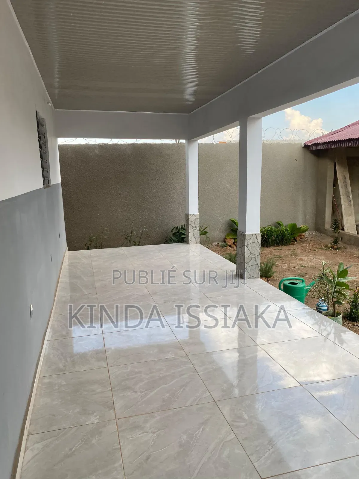 Villa À Vendre ( Bouaké)