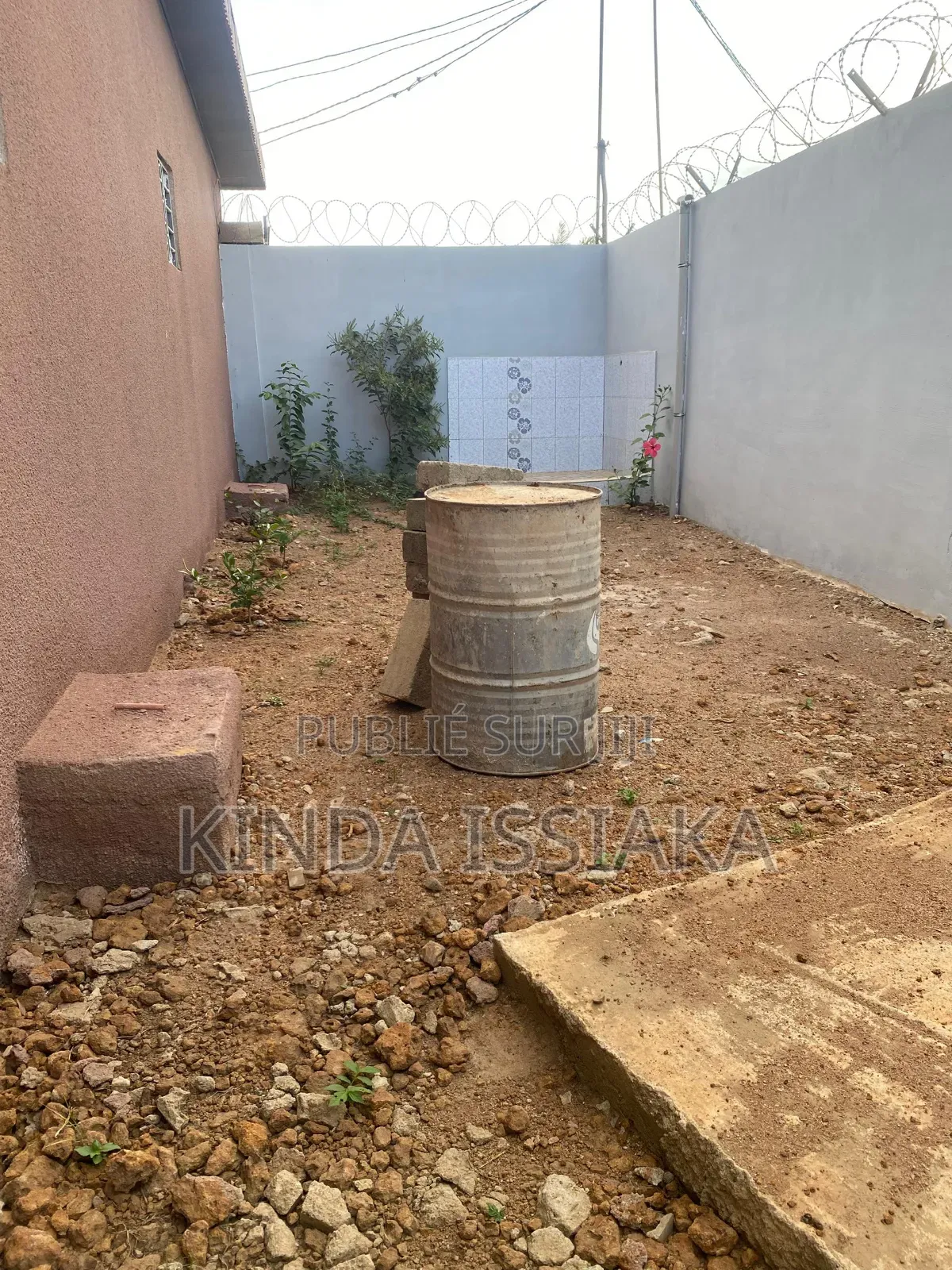 Villa À Vendre ( Bouaké)