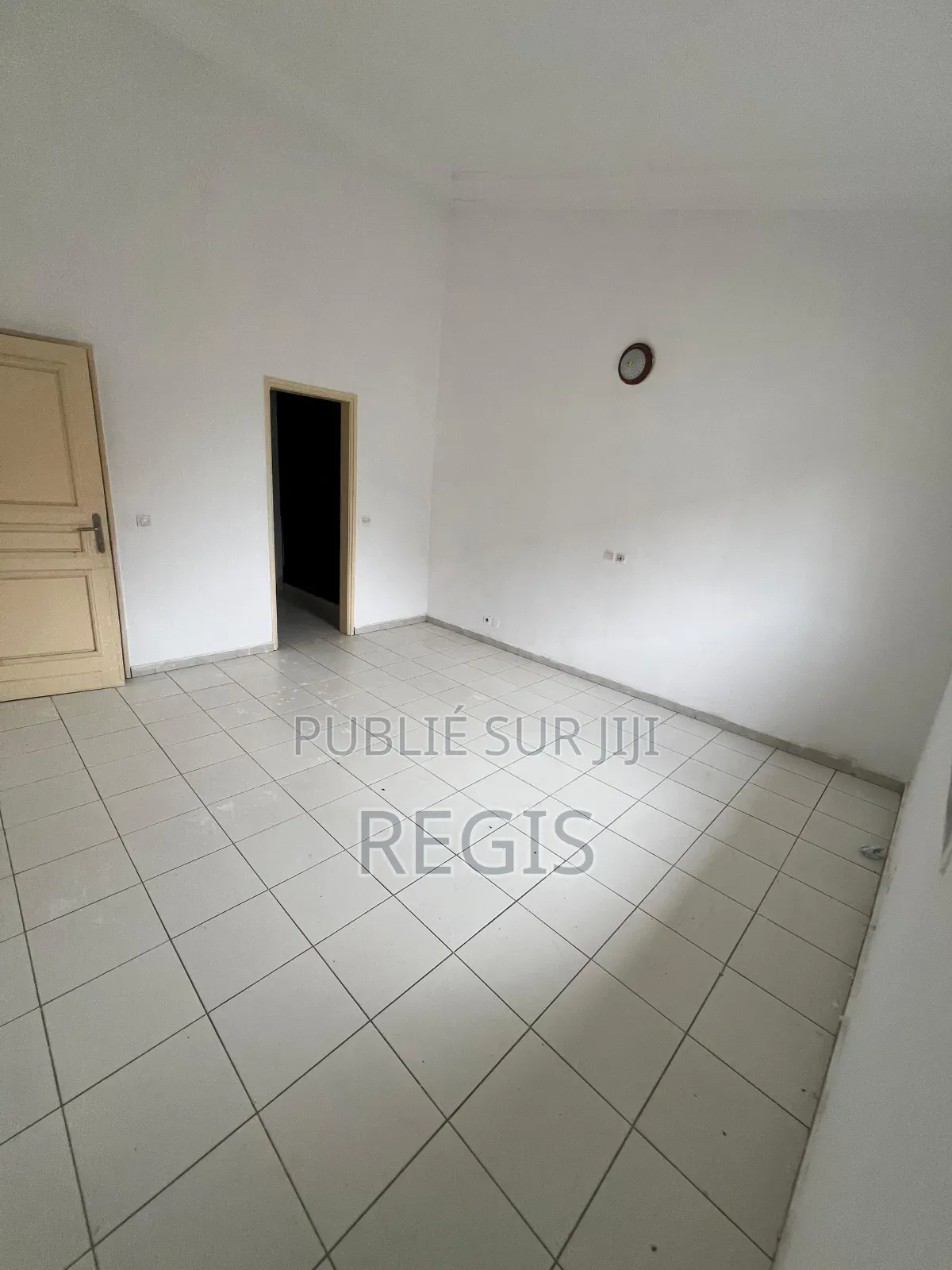 4chbre Appartement dans Appartement, Cocody à Louer