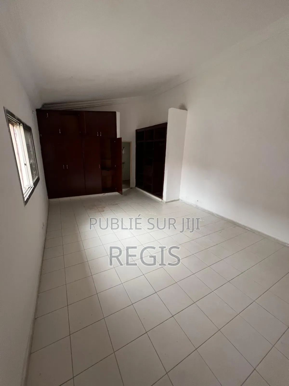 4chbre Appartement dans Appartement, Cocody à Louer