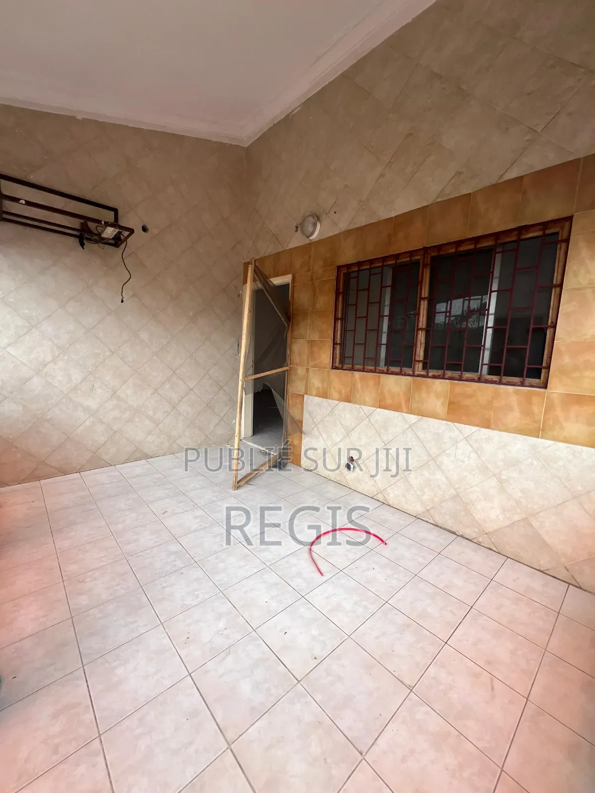 4chbre Appartement dans Appartement, Cocody à Louer