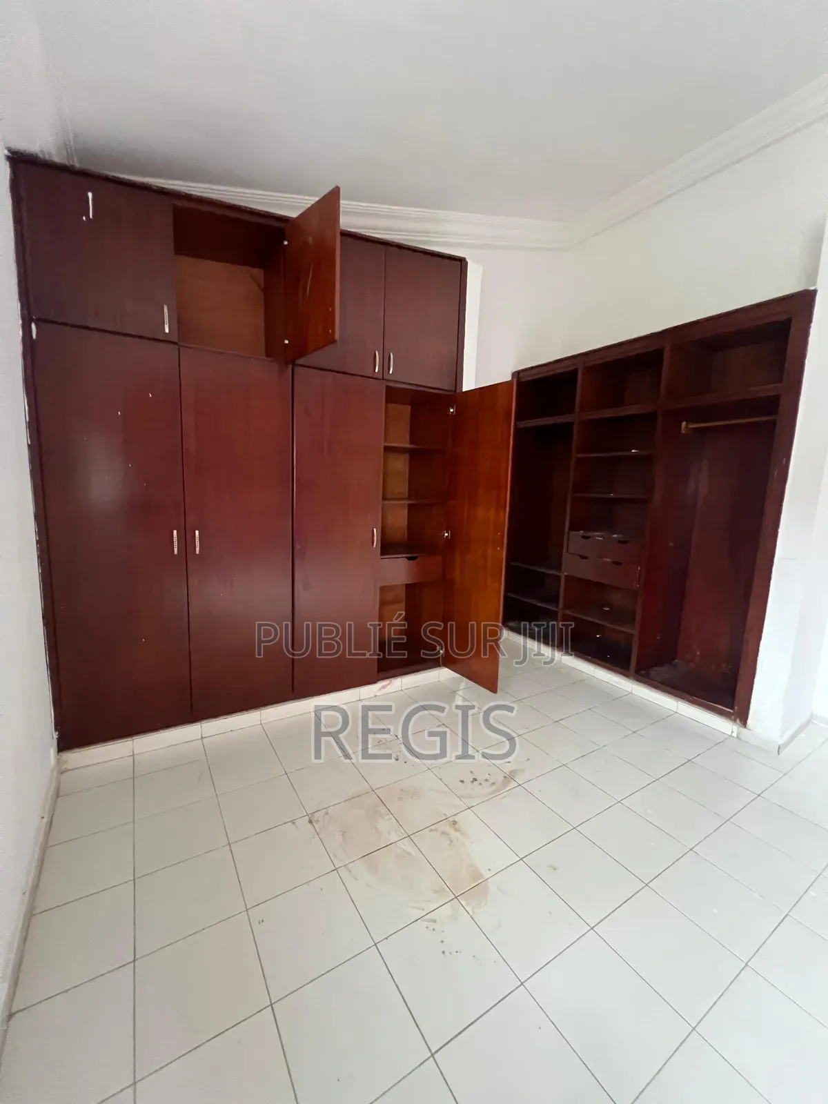 4chbre Appartement dans Appartement, Cocody à Louer