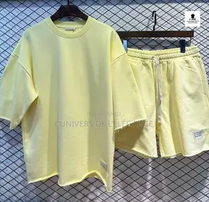 Vêtements De Qualité