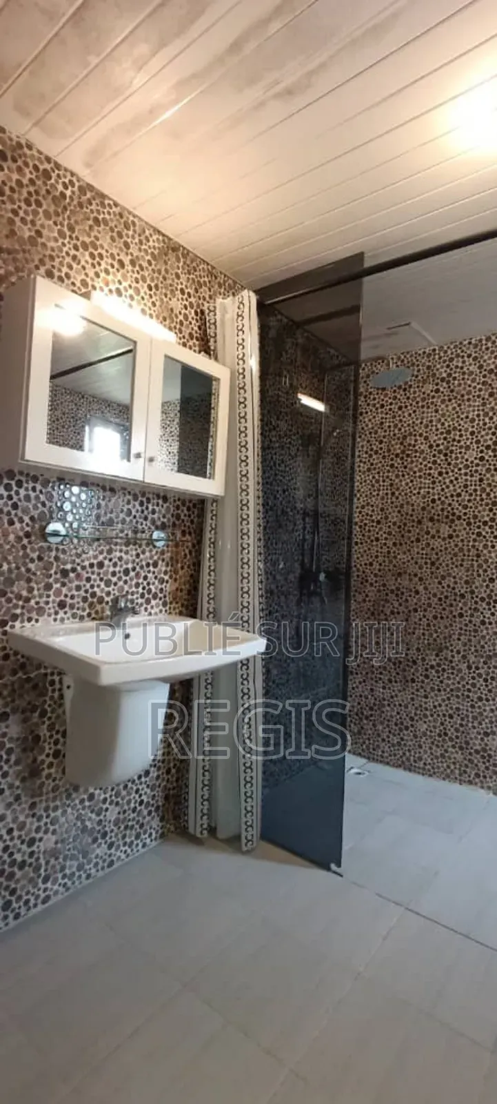 3chbre Blocs d'appartements dans Appartement, Cocody à Vendre