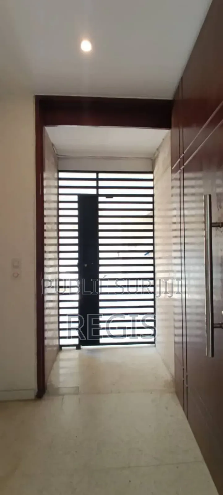 3chbre Blocs d'appartements dans Appartement, Cocody à Vendre