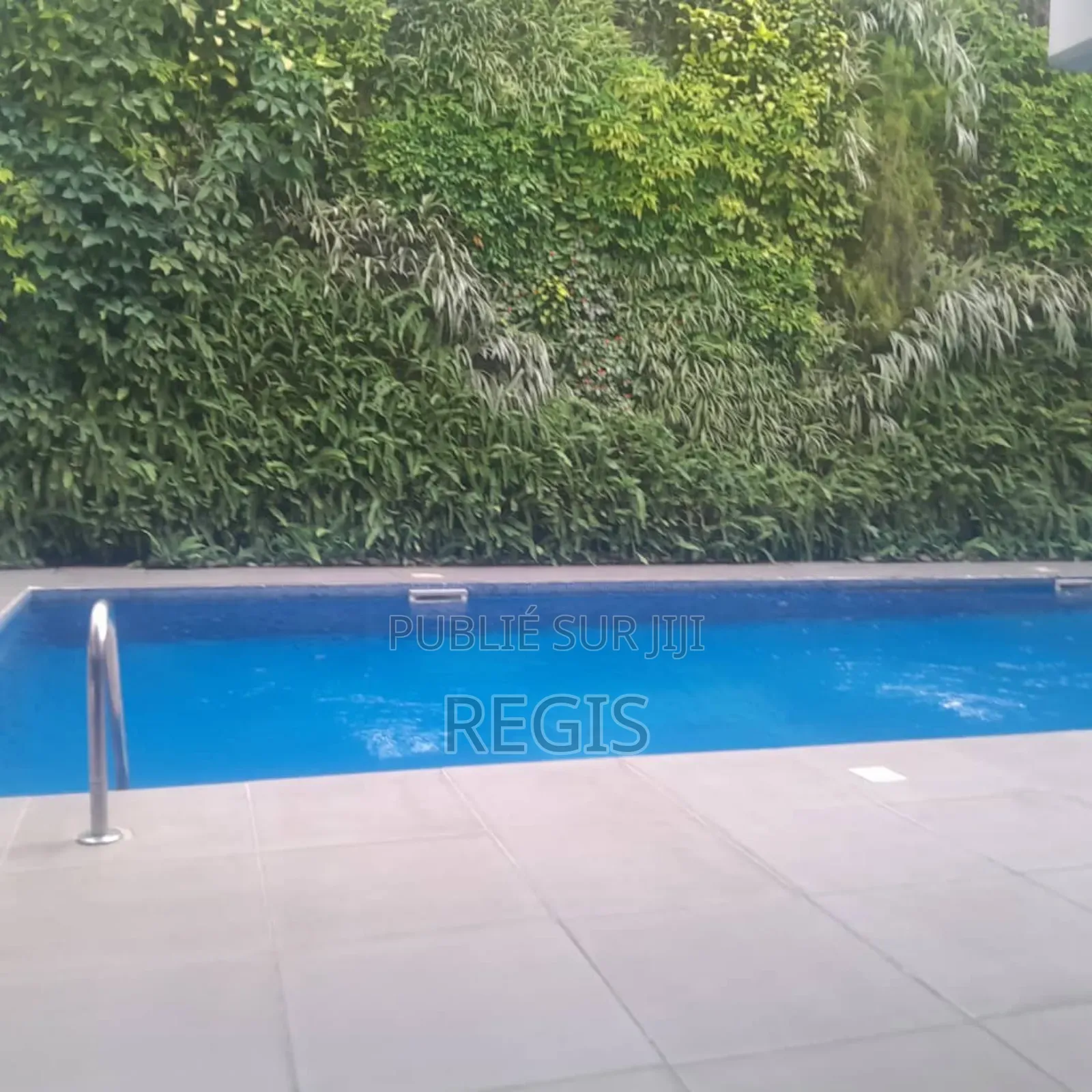 2chbre Blocs d'appartements dans Appartement, Deux Plateaux à Louer