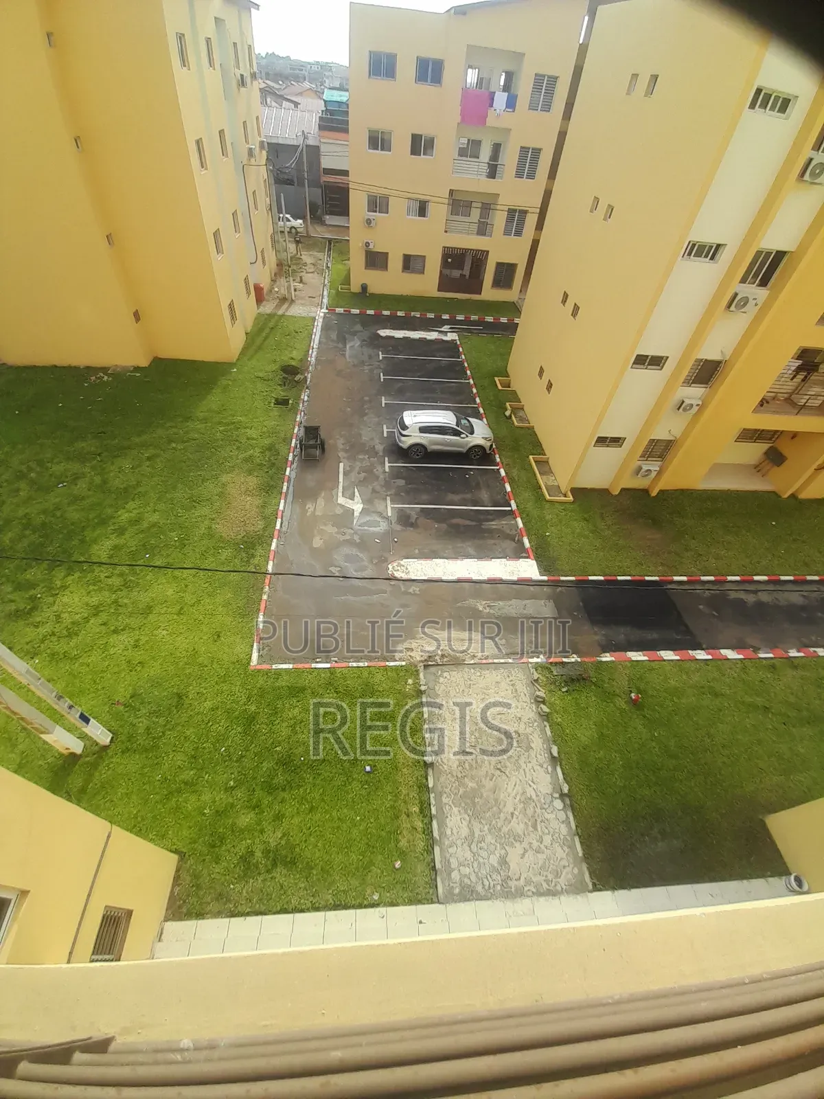 3chbre Blocs d'appartements dans , Deux Plateaux à Louer