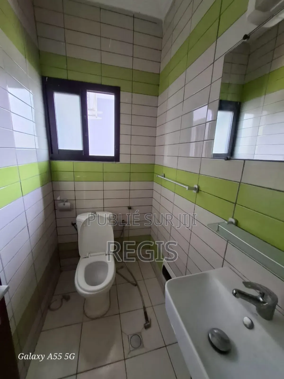 2chbre Blocs d'appartements dans Appartement, Cocody à Louer