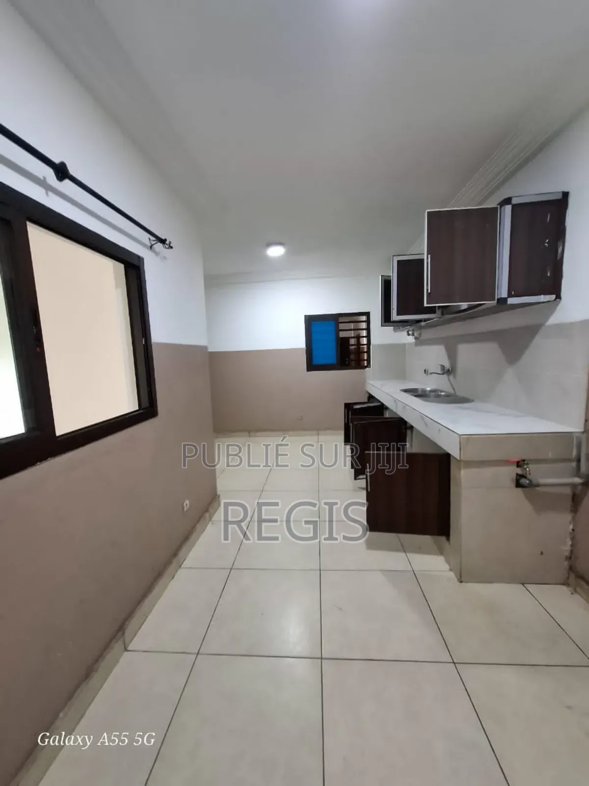 2chbre Blocs d'appartements dans Appartement, Cocody à Louer