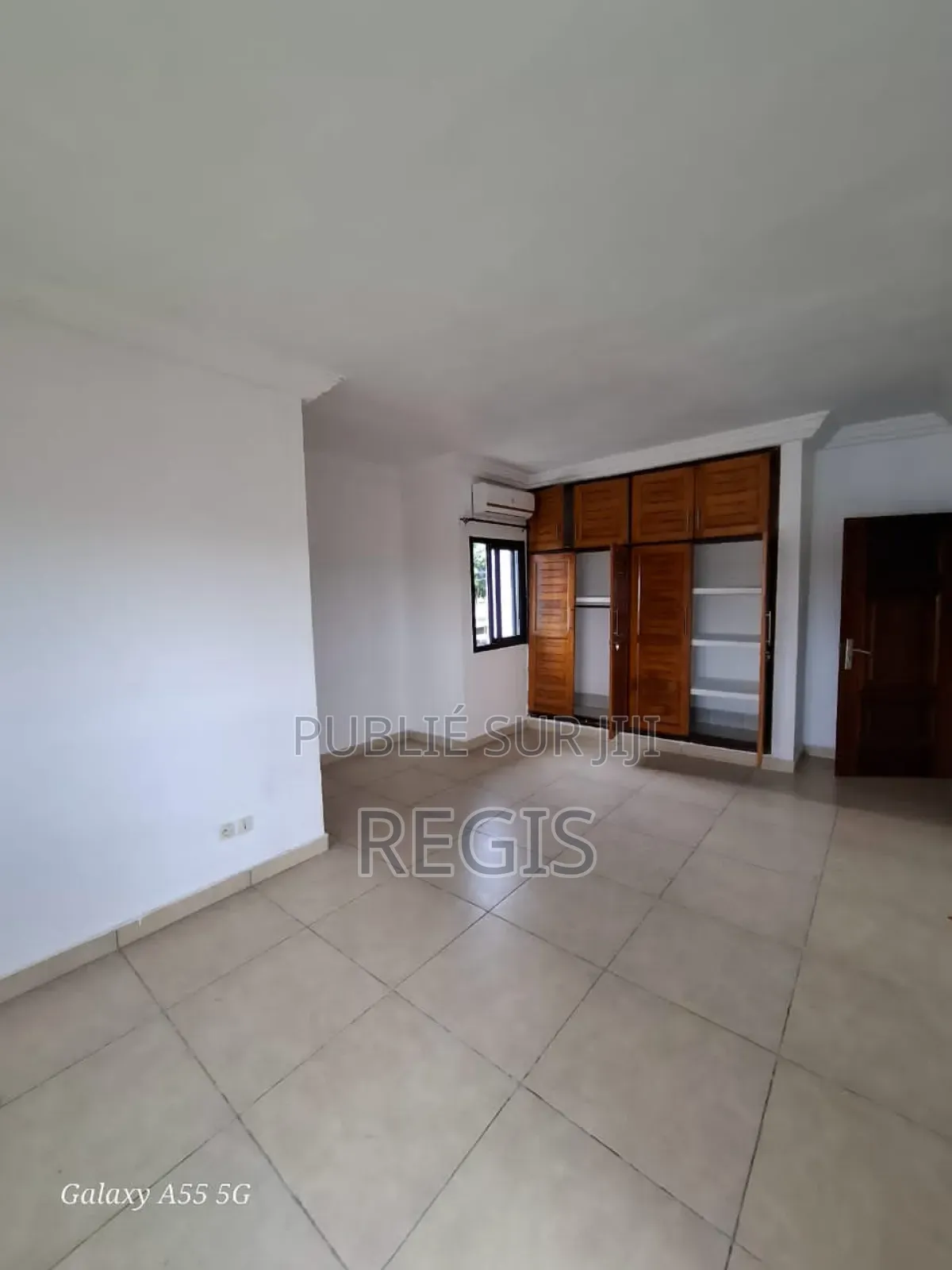 2chbre Blocs d'appartements dans Appartement, Cocody à Louer