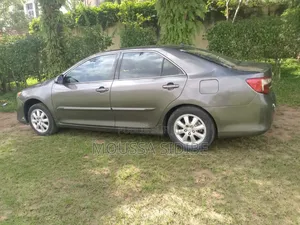 Toyota Corolla 2014 Gris