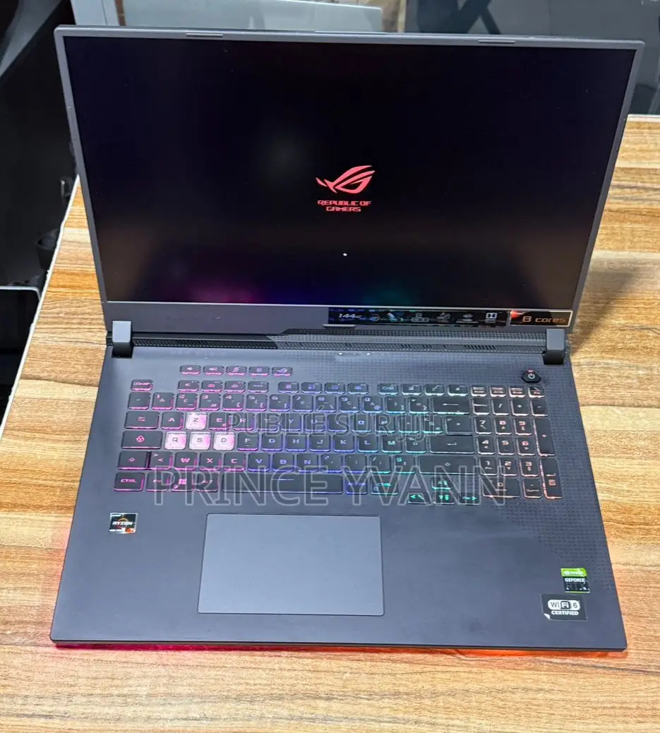 Asus ROG Strix G731G 16GB AMD Ryzen 7 SSHD+SSD 512GB