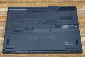 Asus ROG Strix G731G 16GB AMD Ryzen 7 SSHD+SSD 512GB