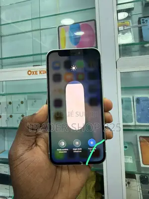 Apple iPhone 11 64 GB Vert