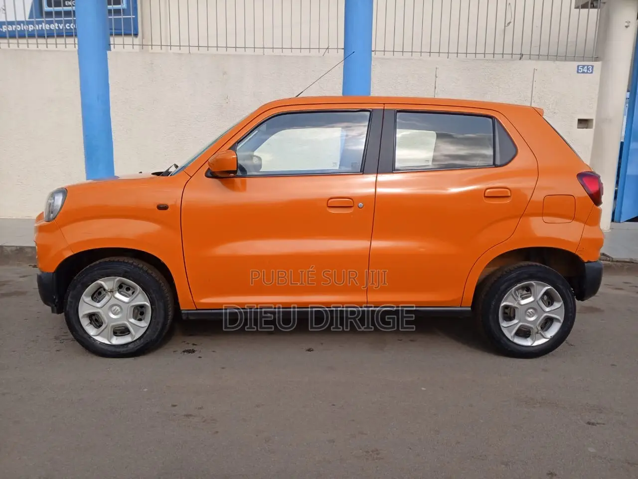 Suzuki S-Presso 2023 Orange
