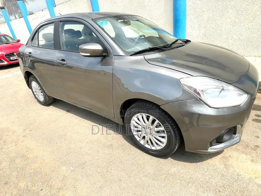 Suzuki Dzire 2023 Gris