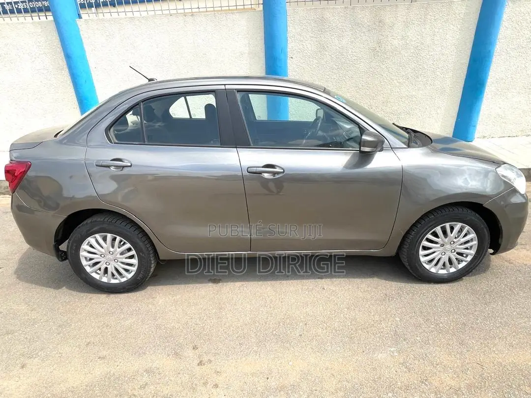 Suzuki Dzire 2023 Gris