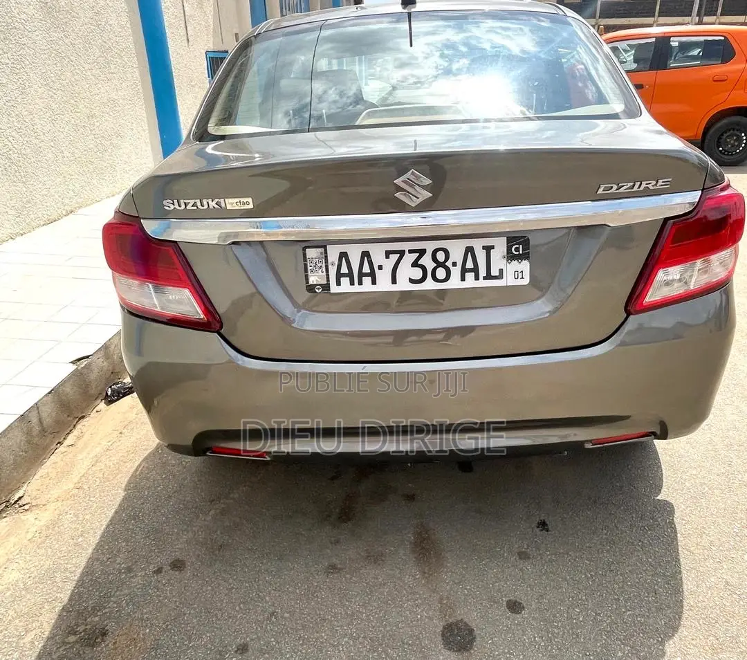 Suzuki Dzire 2023 Gris
