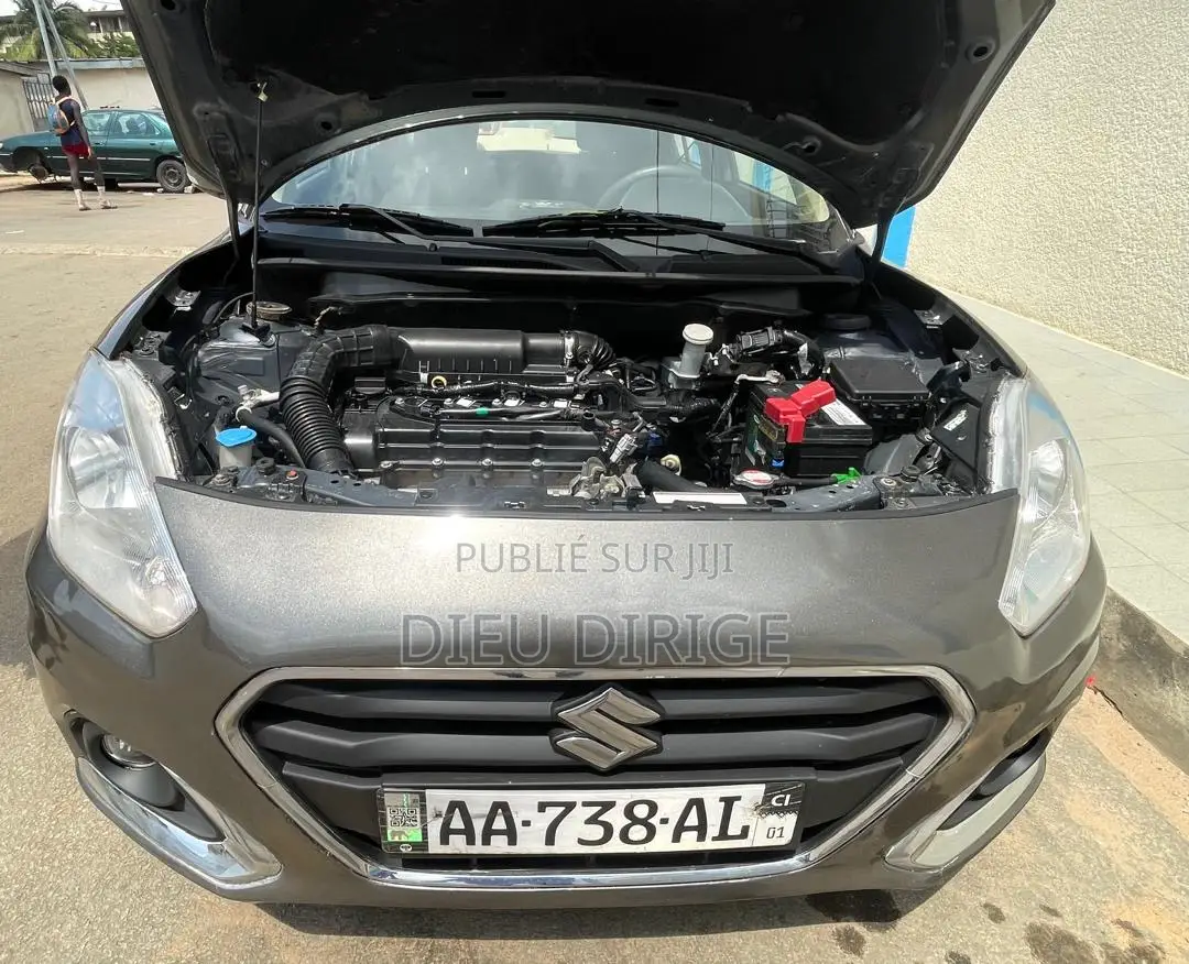 Suzuki Dzire 2023 Gris