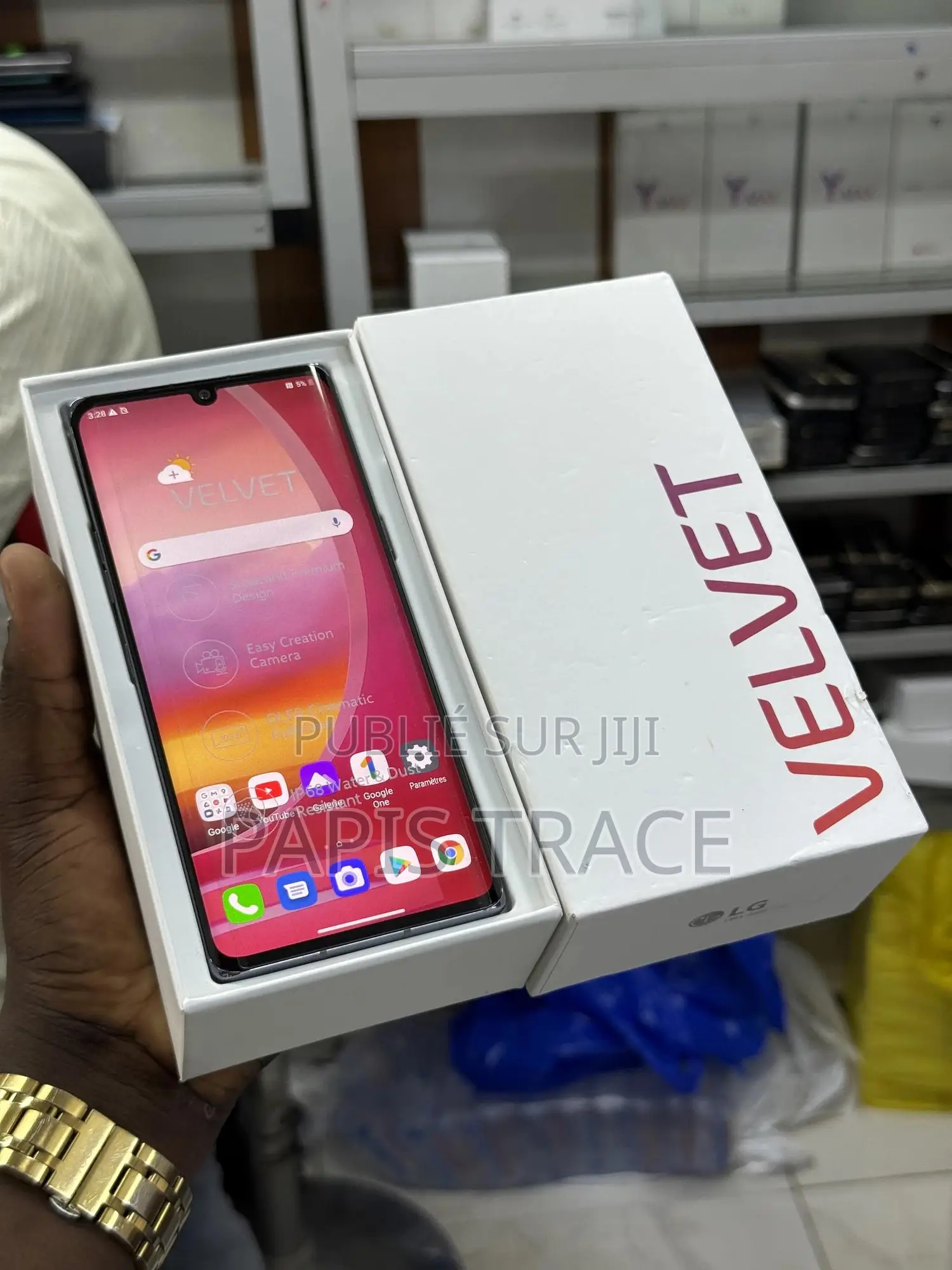 New LG Velvet 5G 128 GB Black