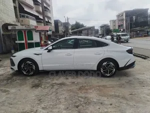 Photo - New Hyundai Sonata 2025 Blanc