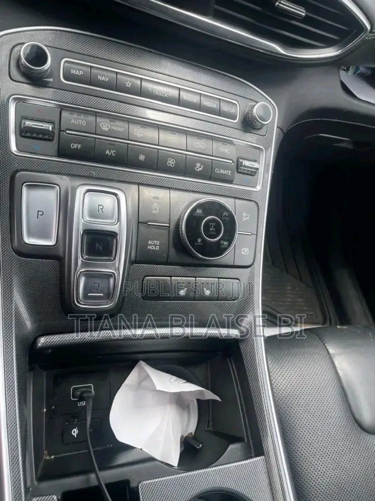 Hyundai Santa Fe Limited 2023