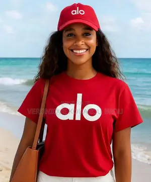 Photo - T-Shirt Plus Chapeau Disponible