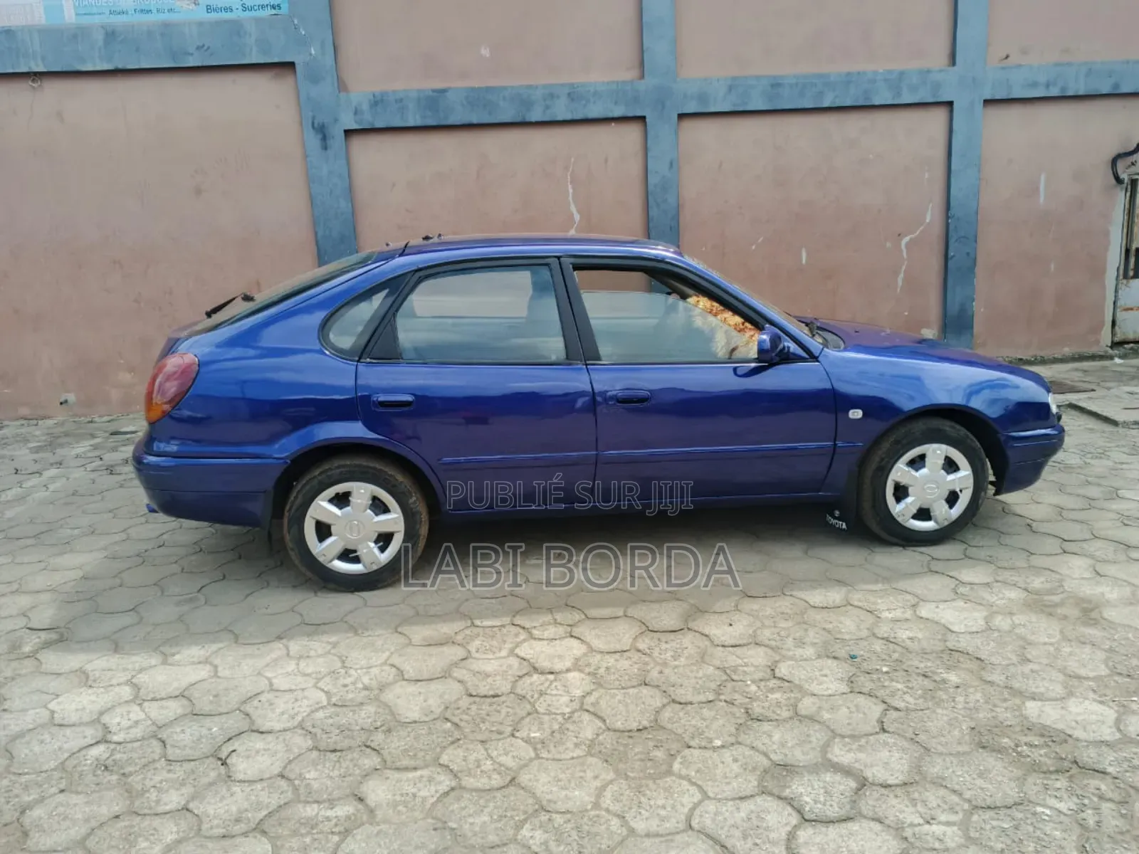 Toyota Corolla 2010 Blue
