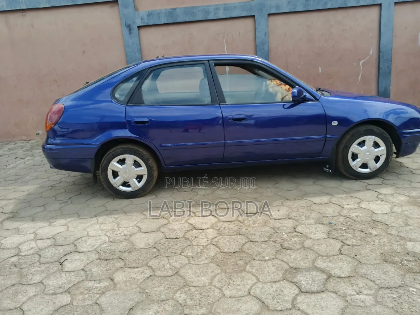 Toyota Corolla 2010 Blue