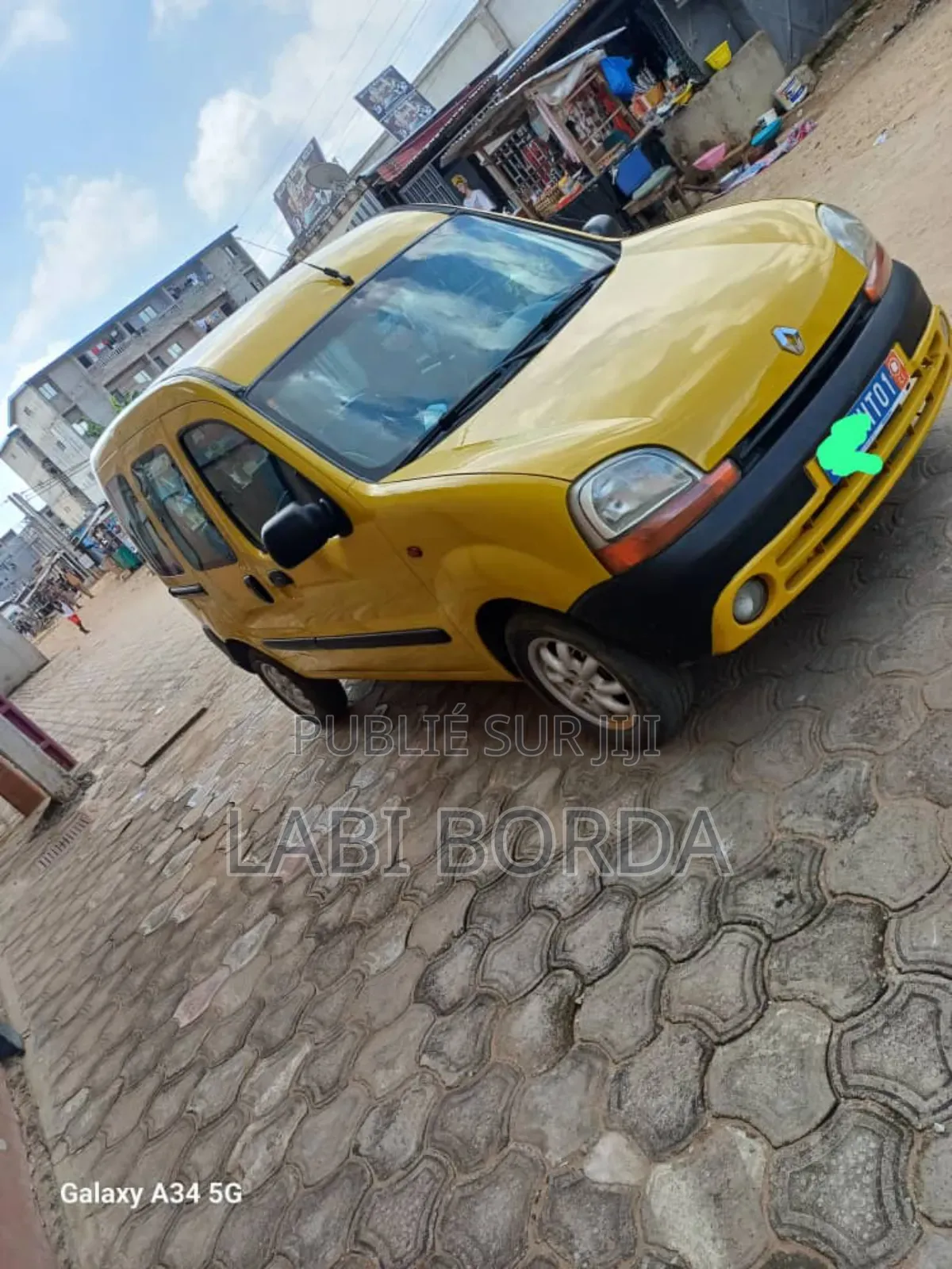 Renault 10 2017 Jaune