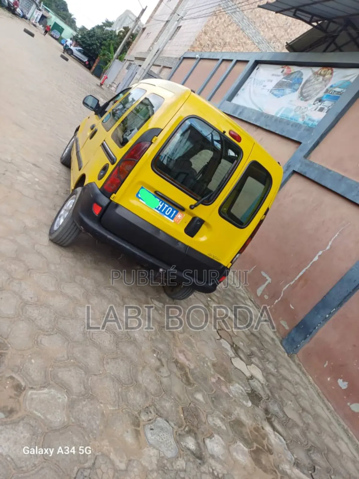 Renault 10 2017 Jaune