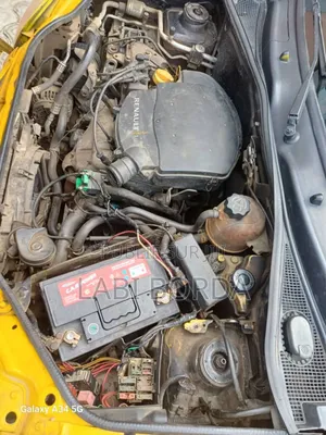 Renault 10 2017 Jaune