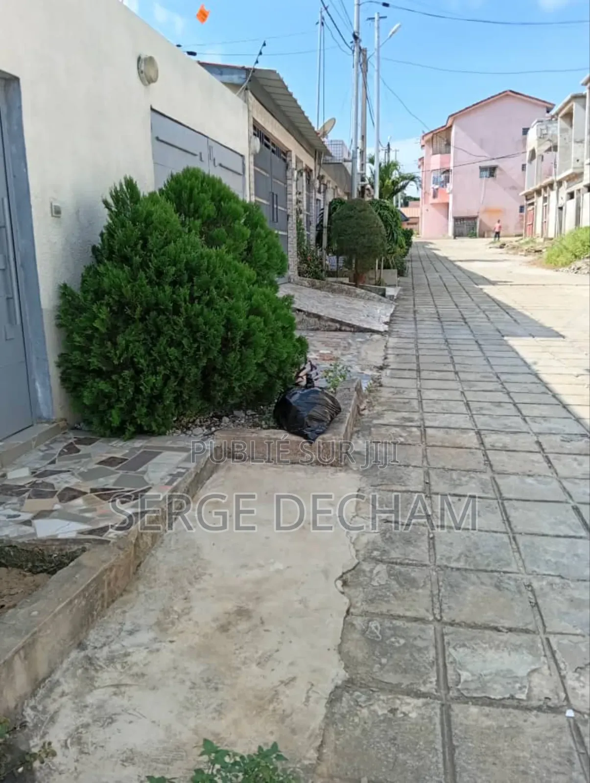 Villa 04pieces 250milles À Bingerville