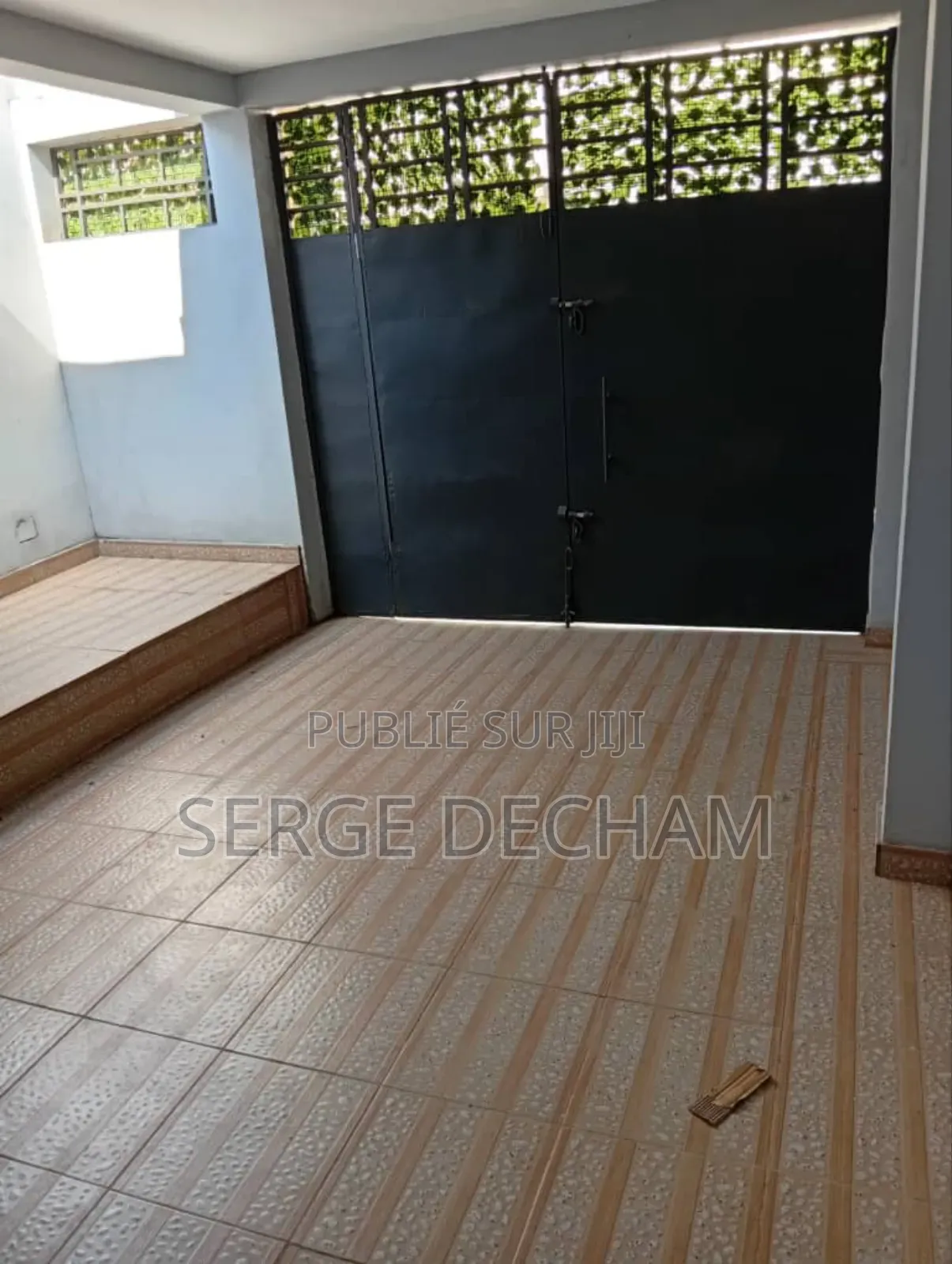 Villa 04pieces 250milles À Bingerville