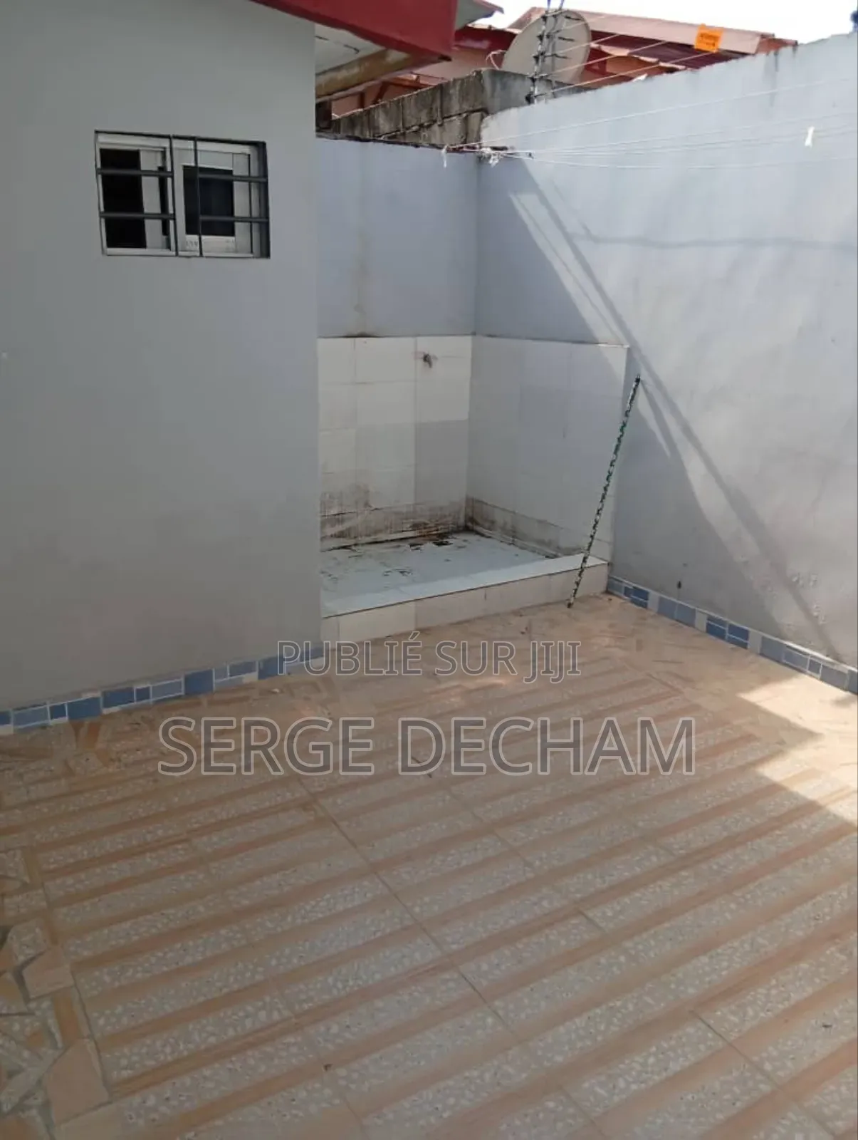 Villa 04pieces 250milles À Bingerville