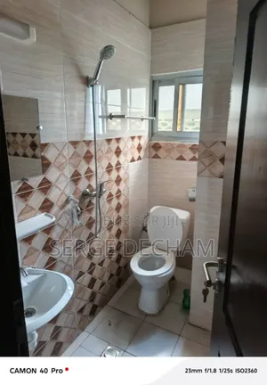 03pieces 165milles À Bingerville Résidentielle Palmeraie