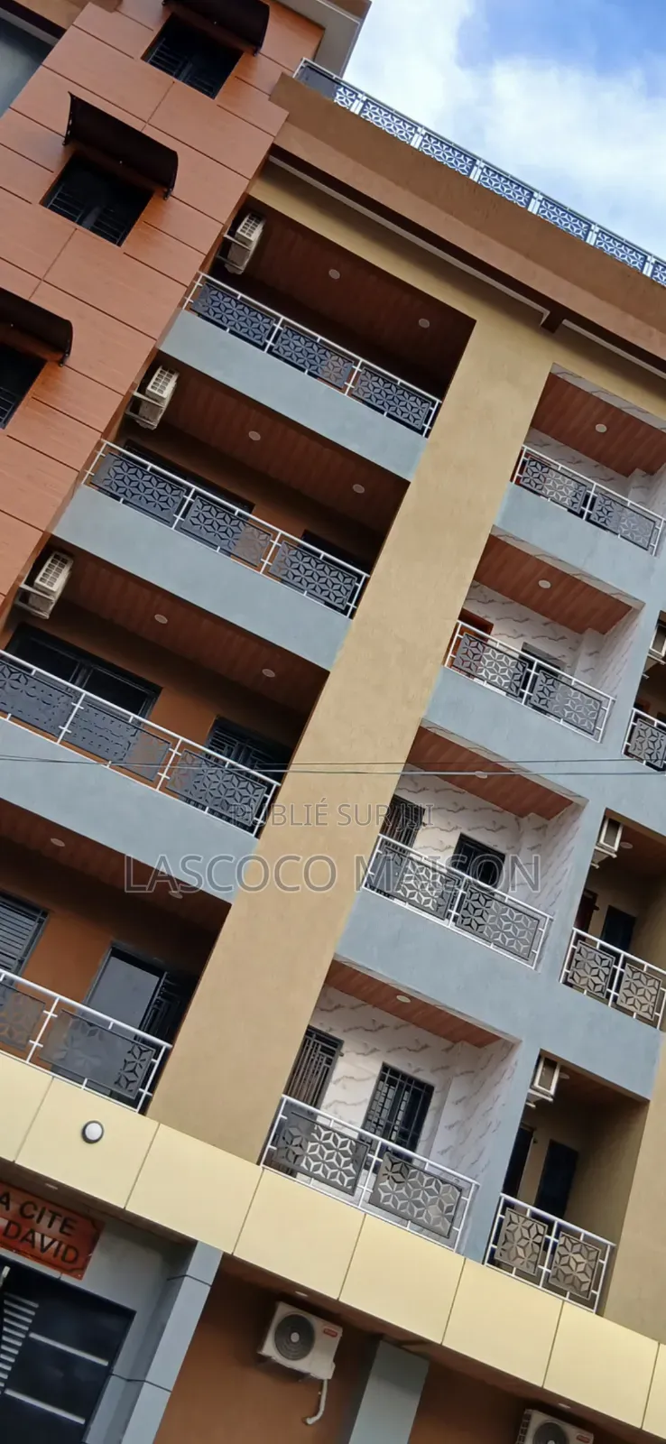 2chbre Appartement dans Lascoco Maison, Cocody à Louer